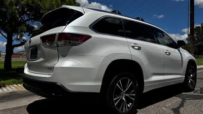 2016 Toyota Highlander XLE   - Photo 11 - Albuquerque, NM 87107