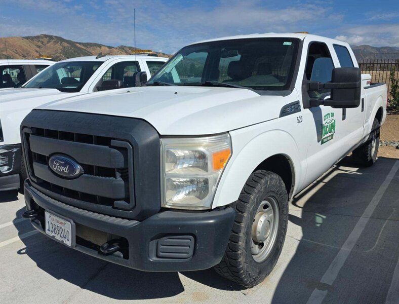 2014 Ford F-250 Super Duty XL   - Photo 1 - Albuquerque, NM 87107