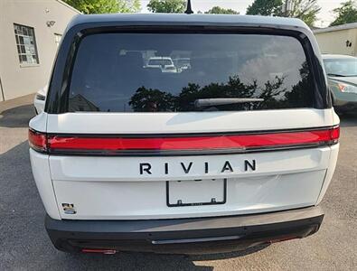 2023 Rivian R1S Adventure   - Photo 13 - Albuquerque, NM 87107
