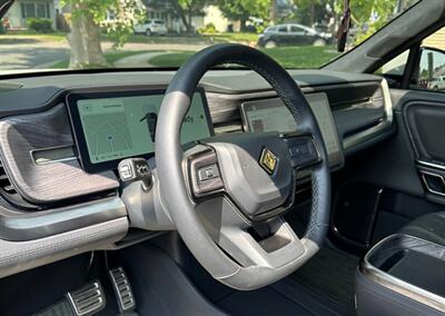 2023 Rivian R1S Adventure   - Photo 22 - Albuquerque, NM 87107