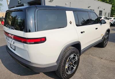 2023 Rivian R1S Adventure   - Photo 12 - Albuquerque, NM 87107