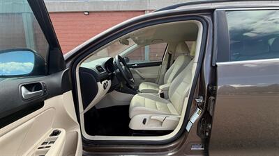 2013 Volkswagen Jetta SportWagen TDI - Photo 15 - Albuquerque, NM 87107
