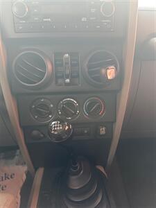 2007 Jeep Wrangler Utility 4D Unlimited Sahara 3.8L V6 2x4 Manual   - Photo 26 - Albuquerque, NM 87107