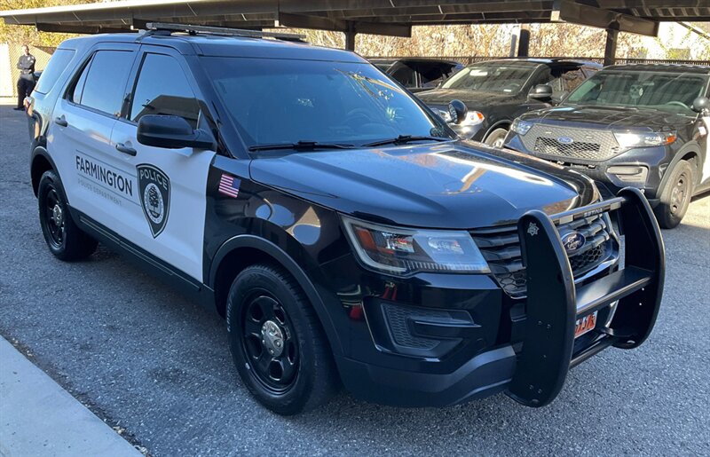 2019 Ford Explorer Police Interceptor Utilit   - Photo 1 - Albuquerque, NM 87107