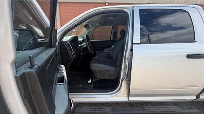 2015 RAM Ram 1500 Crew Cab 4X4 - Photo 17 - Albuquerque, NM 87107