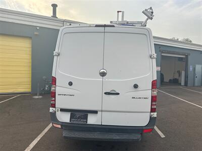 2015 Freightliner Sprinter 2500 Cargo High Roof w/144 " WB Van 3D   - Photo 8 - Albuquerque, NM 87107