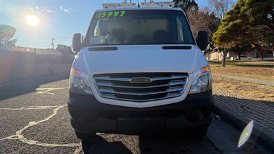 2015 Freightliner Sprinter 2500 Cargo High Roof w/144 " WB Van 3D - Photo 4 - Albuquerque, NM 87107