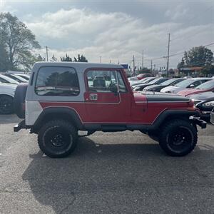 1988 Jeep Wrangler Laredo   - Photo 4 - Albuquerque, NM 87107