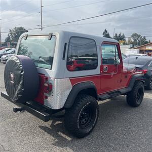 1988 Jeep Wrangler Laredo   - Photo 8 - Albuquerque, NM 87107