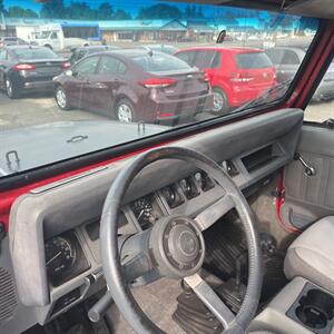 1988 Jeep Wrangler Laredo   - Photo 17 - Albuquerque, NM 87107