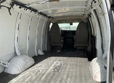 2011 GMC Light Duty Cargo Van 1500   - Photo 12 - Albuquerque, NM 87107