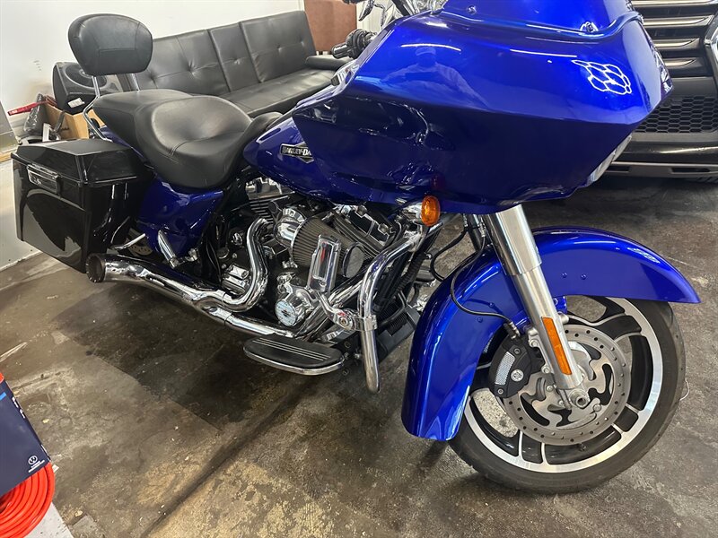 2012 Harley-Davidson ROAD GLIDE CUSTOM Custom  