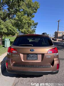 2012 Subaru Outback Legacy - AWD   - Photo 9 - Albuquerque, NM 87107