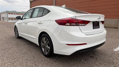 2017 Hyundai Elantra SE - Photo 7 - Albuquerque, NM 87107