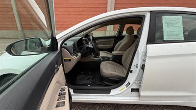 2017 Hyundai Elantra SE - Photo 15 - Albuquerque, NM 87107