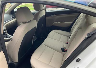 2017 Hyundai Elantra SE   - Photo 7 - Albuquerque, NM 87107