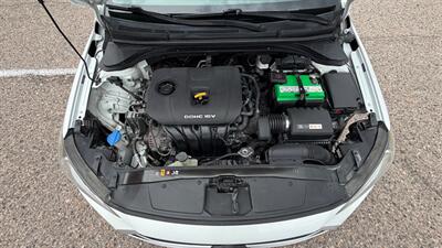 2017 Hyundai Elantra SE - Photo 12 - Albuquerque, NM 87107