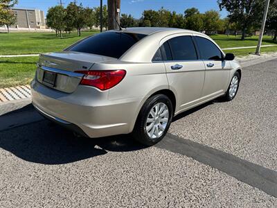 2013 Chrysler 200 Limited 3.6L FWD   - Photo 6 - Albuquerque, NM 87107