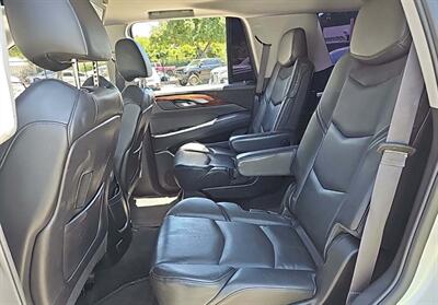 2015 Cadillac Escalade Premium   - Photo 18 - Albuquerque, NM 87107