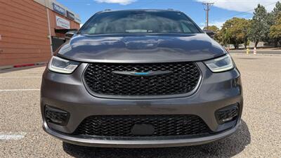 2021 Chrysler Pacifica Limited - Photo 4 - Albuquerque, NM 87107