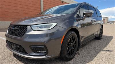 2021 Chrysler Pacifica Limited - Photo 3 - Albuquerque, NM 87107