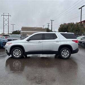 2020 Chevrolet Traverse LS   - Photo 2 - Albuquerque, NM 87107