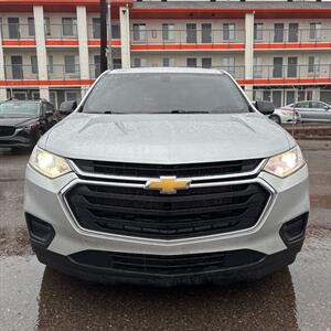 2020 Chevrolet Traverse LS   - Photo 8 - Albuquerque, NM 87107