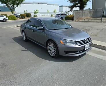 2014 Volkswagen Passat 1.8T SE PZEV Sedan