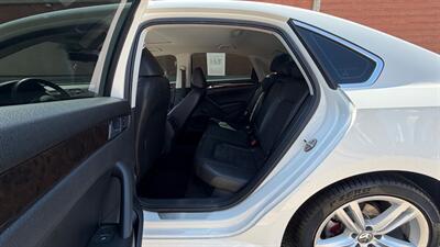 2015 Volkswagen Passat 2.0L TDI SEL Premium - Photo 17 - Albuquerque, NM 87107