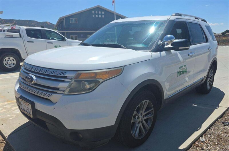 2015 Ford Explorer XLT   - Photo 1 - Albuquerque, NM 87107