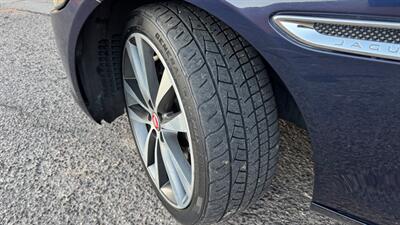 2017 Jaguar XE 35t Prestige   - Photo 11 - Albuquerque, NM 87107