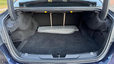 2017 Jaguar XE 35t Prestige   - Photo 18 - Albuquerque, NM 87107