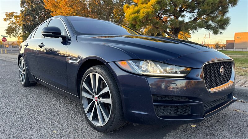 2017 Jaguar XE 35t Prestige