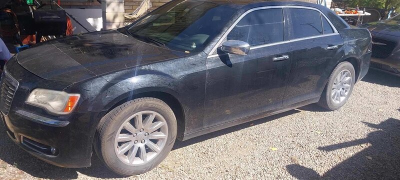 2012 Chrysler 300 Limited  