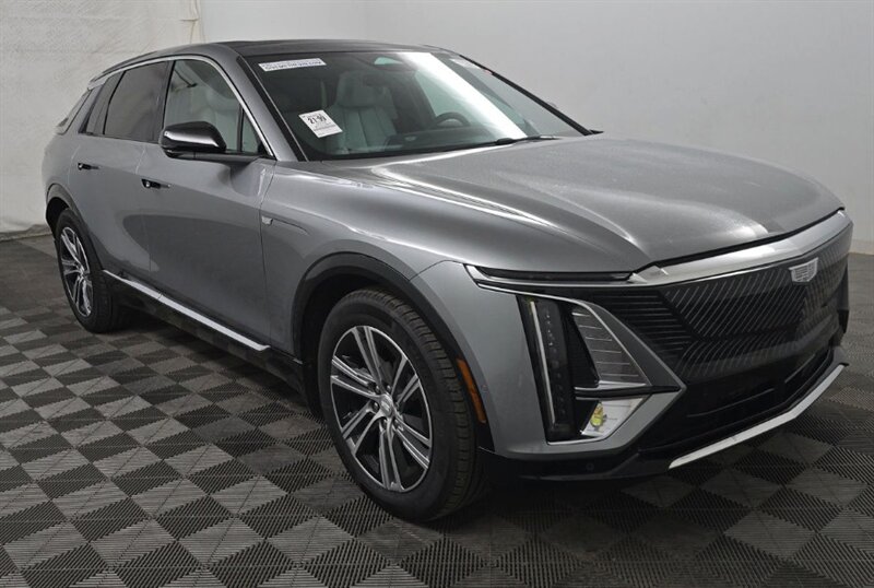 2024 Cadillac LYRIQ Luxury 2 - Photo 1 - Albuquerque, NM 87107