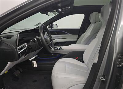 2024 Cadillac LYRIQ Luxury 2   - Photo 13 - Albuquerque, NM 87107