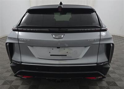 2024 Cadillac LYRIQ Luxury 2   - Photo 8 - Albuquerque, NM 87107