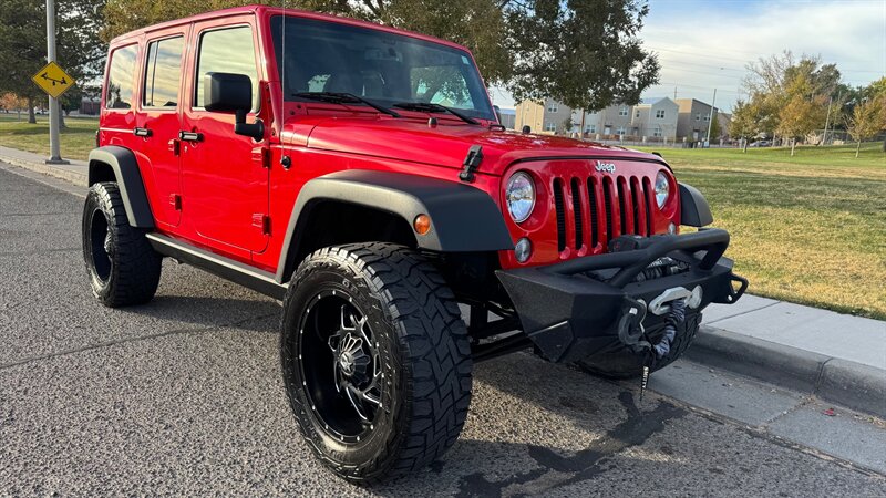 2018 Jeep Wrangler JK Unlimited Sport S   - Photo 1 - Albuquerque, NM 87107