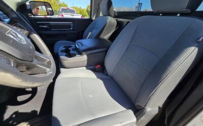 2021 RAM Ram 1500 Classic Tradesman   - Photo 15 - Albuquerque, NM 87107
