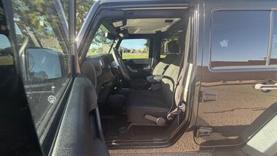 2015 Jeep Wrangler Unlimited Sport S - Photo 17 - Albuquerque, NM 87107