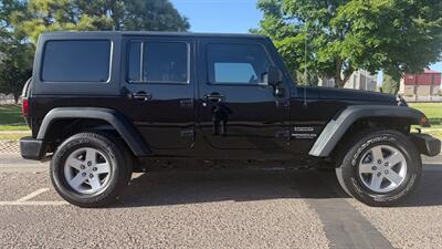 2015 Jeep Wrangler Unlimited Sport S - Photo 9 - Albuquerque, NM 87107