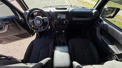 2015 Jeep Wrangler Unlimited Sport S - Photo 15 - Albuquerque, NM 87107