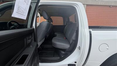 2018 RAM 1500 Crew Cab 4x4   - Photo 16 - Albuquerque, NM 87107