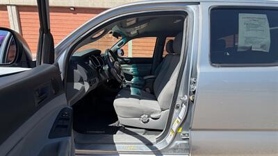 2014 Toyota Tacoma V6 - Photo 16 - Albuquerque, NM 87107