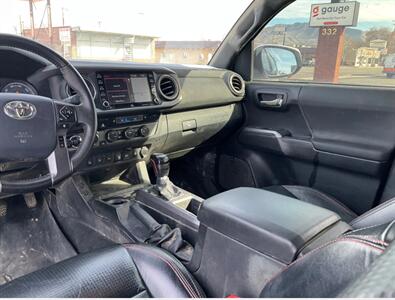 2020 Toyota Tacoma TRD Pro   - Photo 15 - Albuquerque, NM 87107