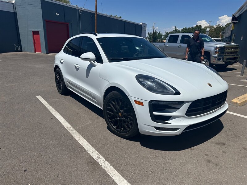 2017 Porsche Macan GTS  