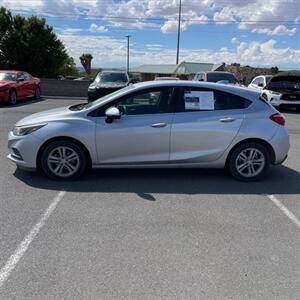 2017 Chevrolet Cruze LT Auto   - Photo 4 - Albuquerque, NM 87107