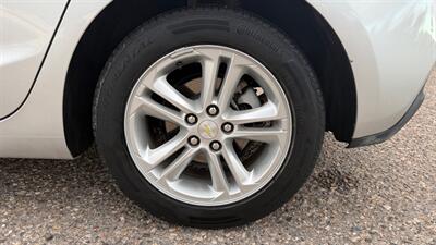 2017 Chevrolet Cruze LT Auto - Photo 20 - Albuquerque, NM 87107