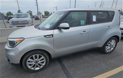 2019 Kia Soul +   - Photo 1 - Albuquerque, NM 87107