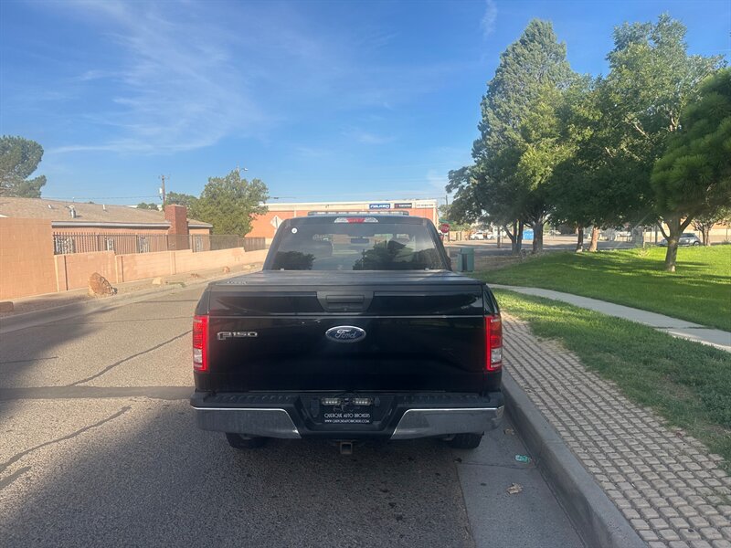 2017 Ford F-150 XLT photo 5
